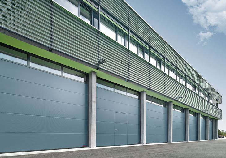 Portoni sezionali industriali